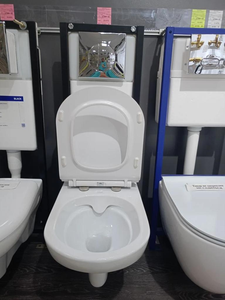 код 97652 Монтаж. сист. BLACK 35 с вазой СИТИ с кр + кн. LEON хром глянц 3.